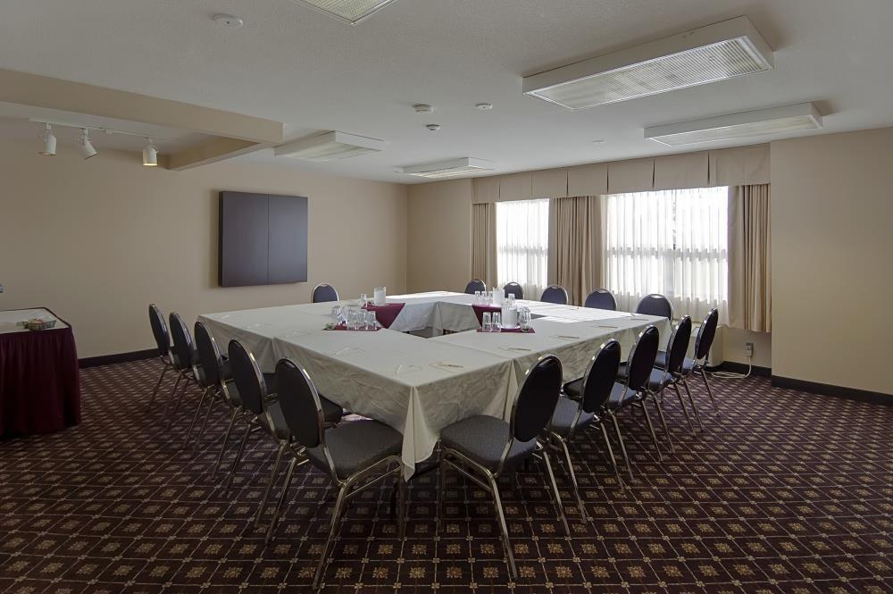 Western Rose Hotel 3*